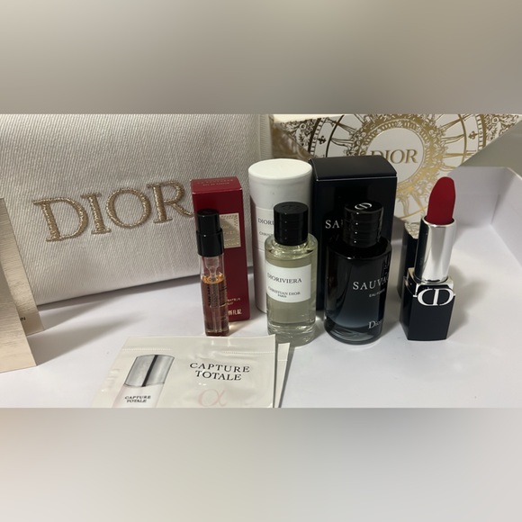 New, unused and Authentic Holiday edition Dior gift set - Picture 7 of 9